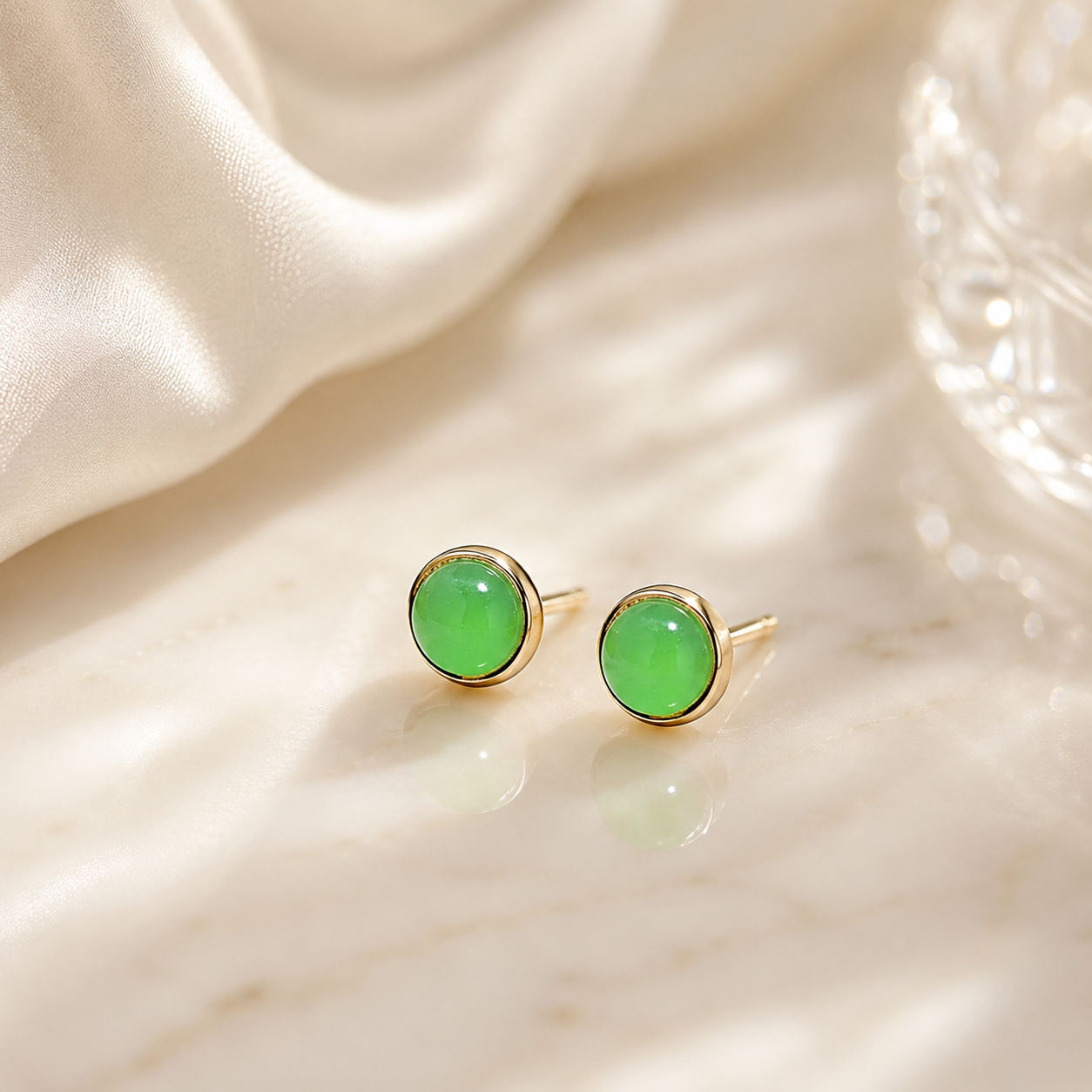Natural Jadeite 18K Gold Stud Earrings
